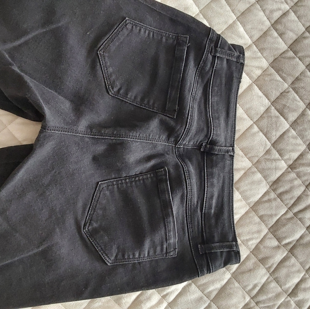 Woman Black Jean - Picture 4 of 4